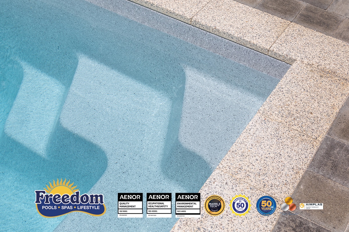 piscine coque modèle Atlantis 4