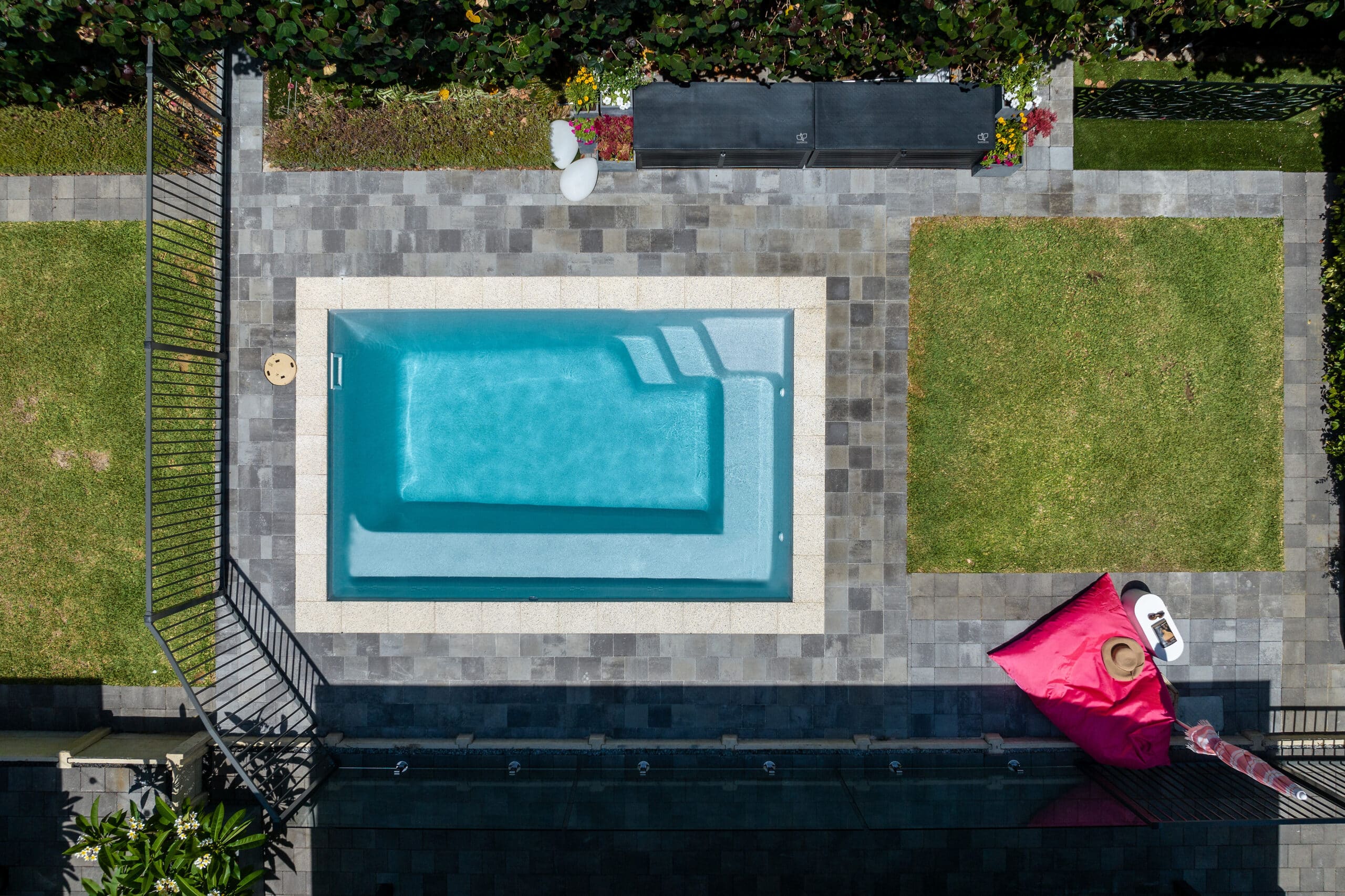 piscine coque modèle Atlantis 4