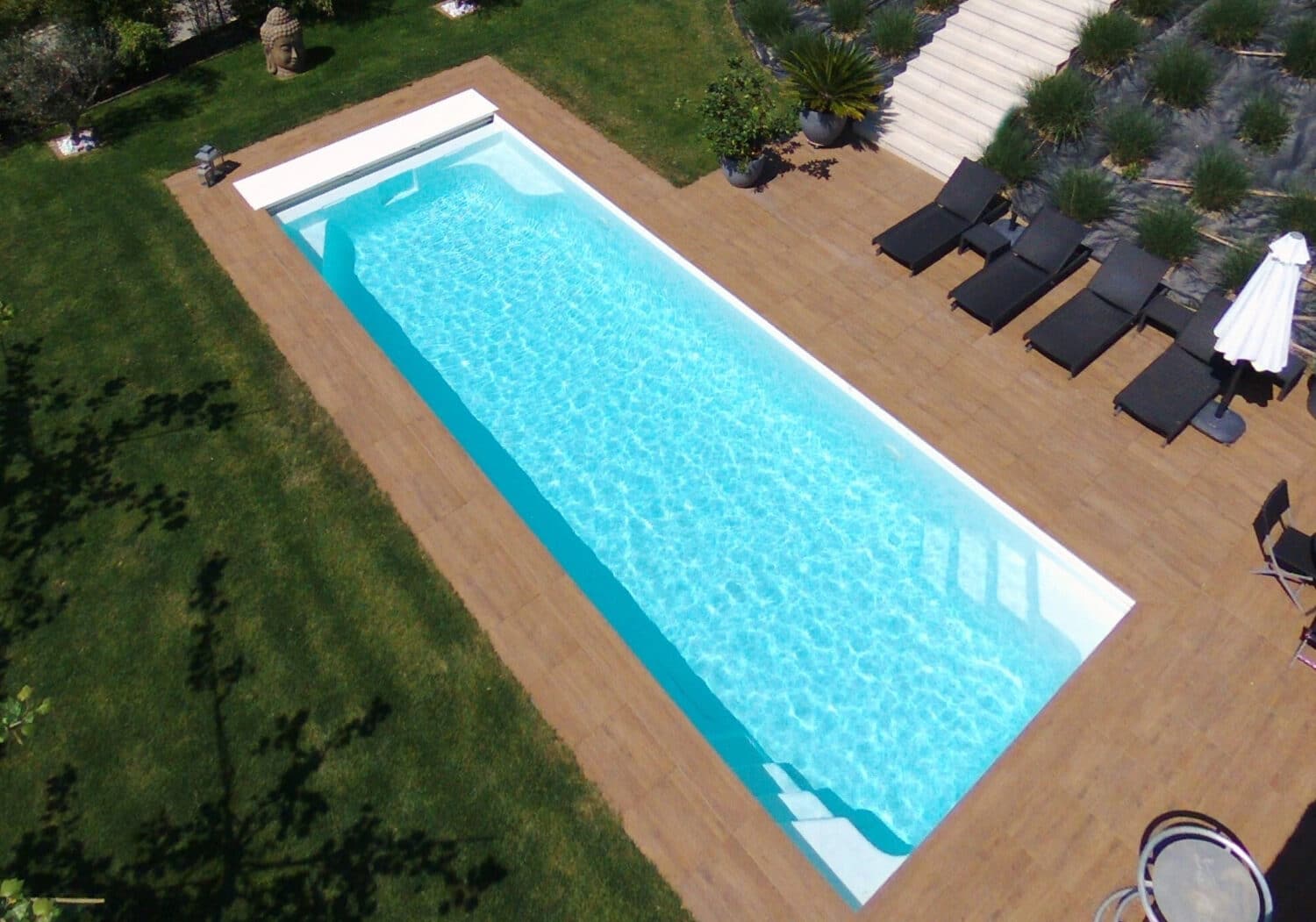 piscine coque modèle Platinum 10
