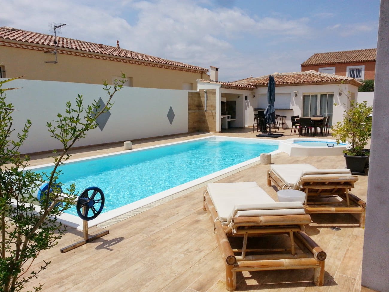 piscine coque australienne modèle Platinum 10