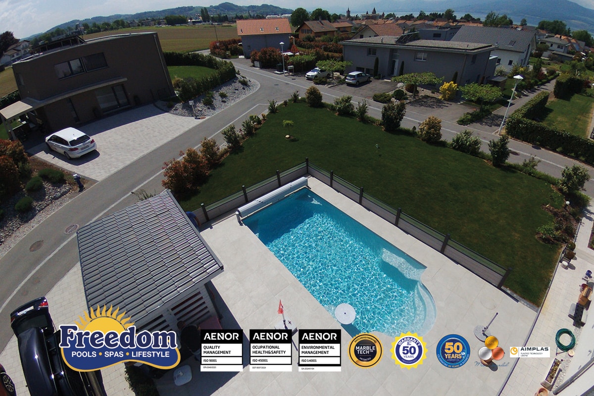 piscine coque australienne modèle Jamaïcan