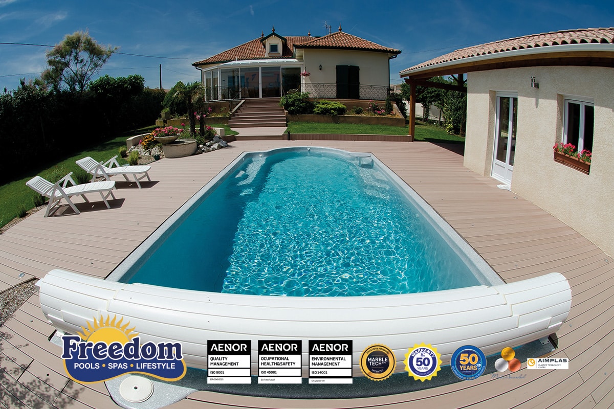 piscine coque australienne modèle Majestic