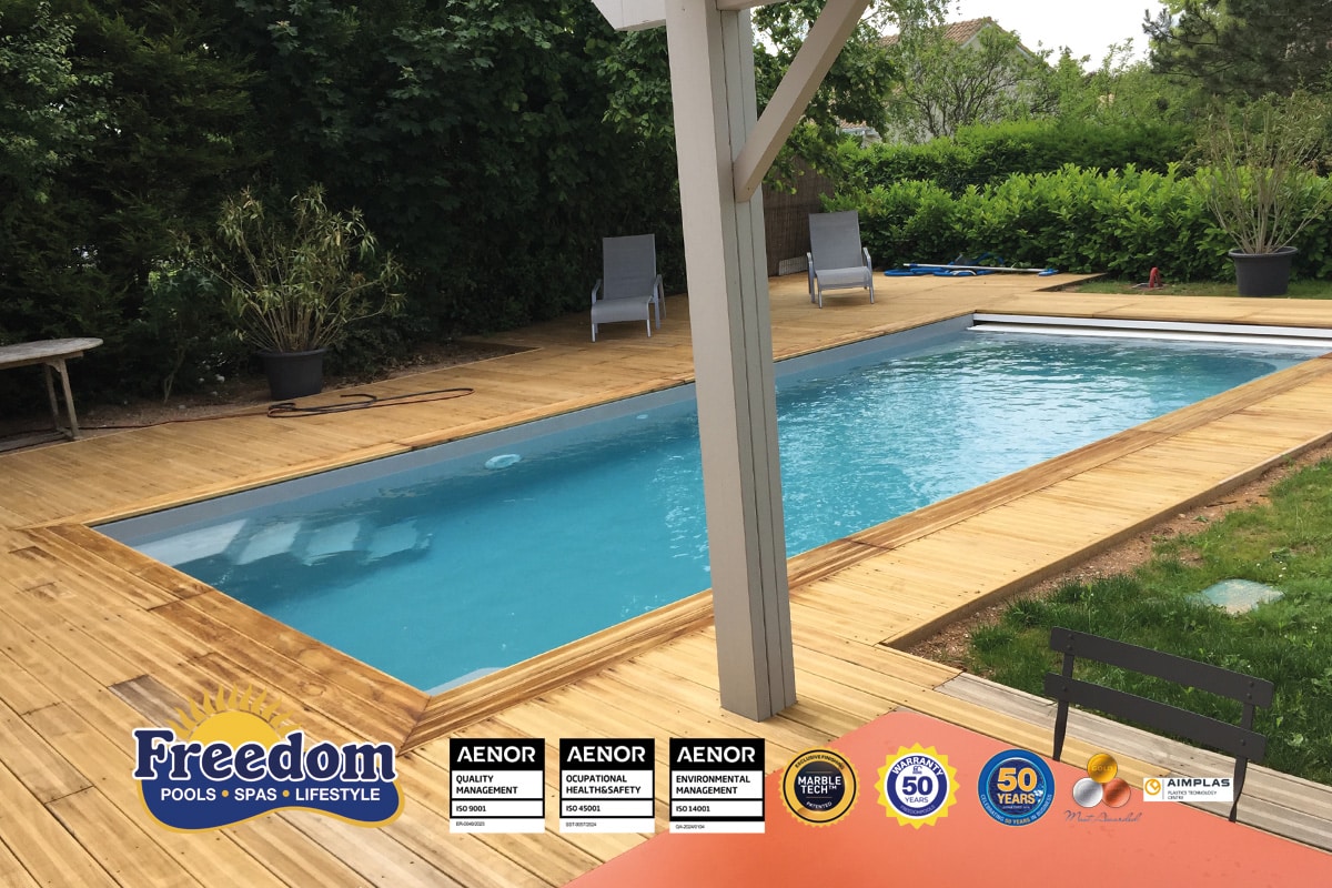 piscine australienne modèle Platinum 8