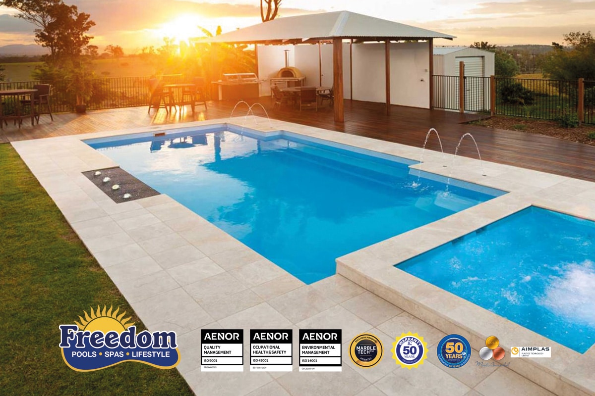 piscine coque modèle Président