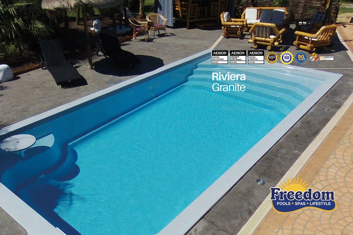 piscine coque australienne modèle Riviera 8