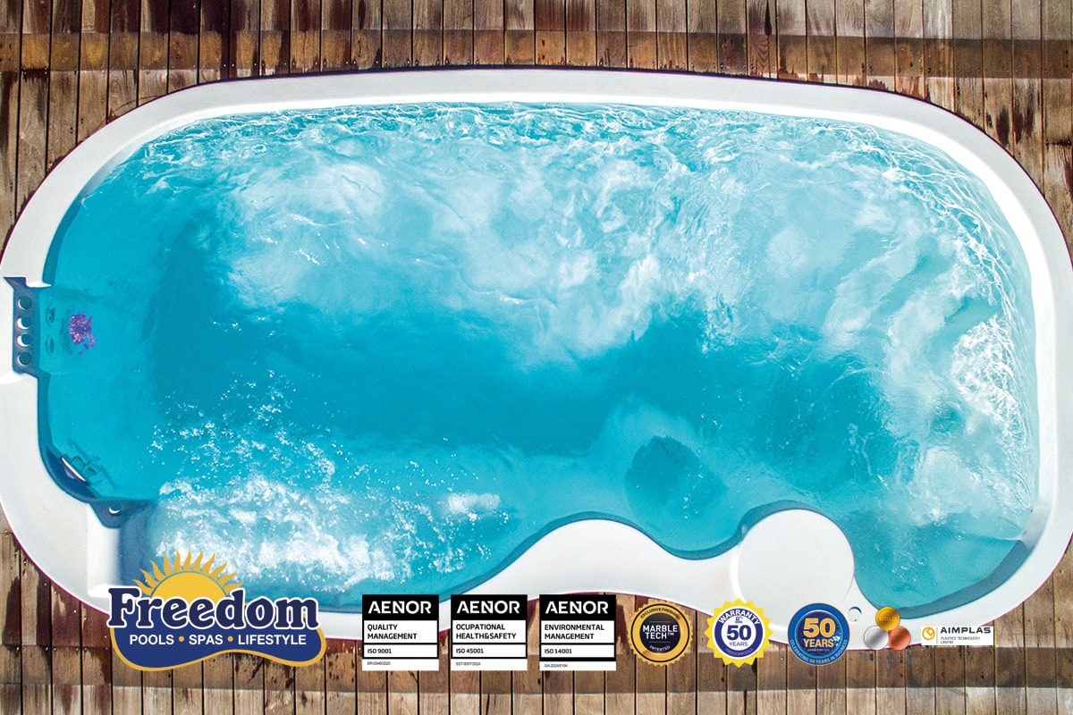 piscine coque modèle San Remo