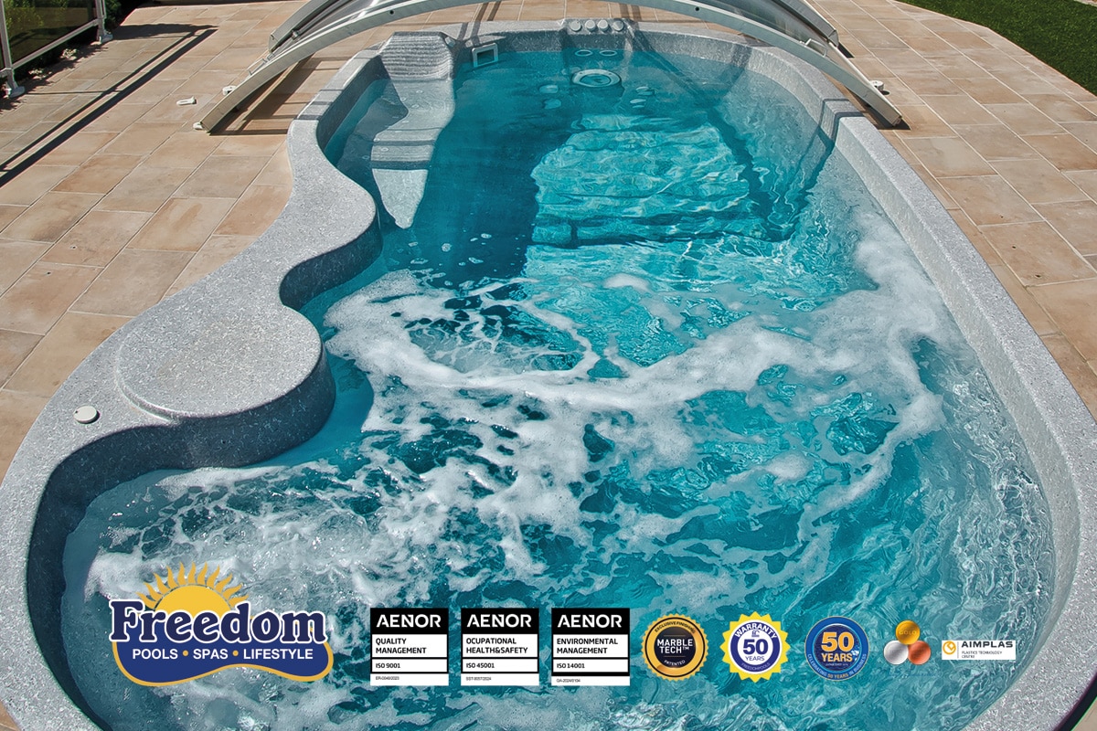 piscine coque modèle San Remo