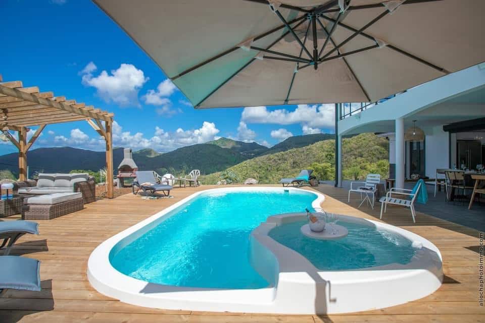 piscine coque australienne modèle Tropicana avec Spa